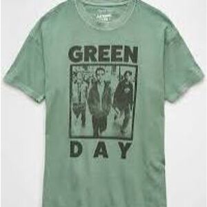 ISO American Eagle Oversized Green Day Graphic T-Shirt XS/S